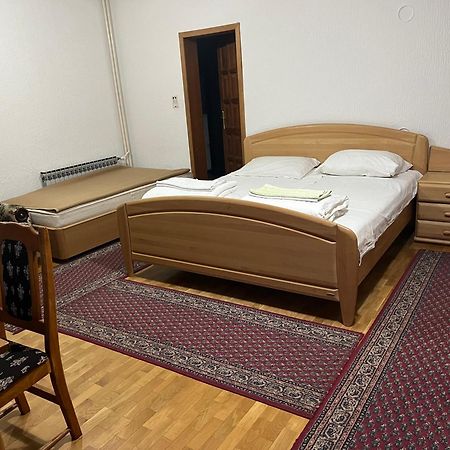 Apartments And Rooms Vicko Brzeće Eksteriør billede