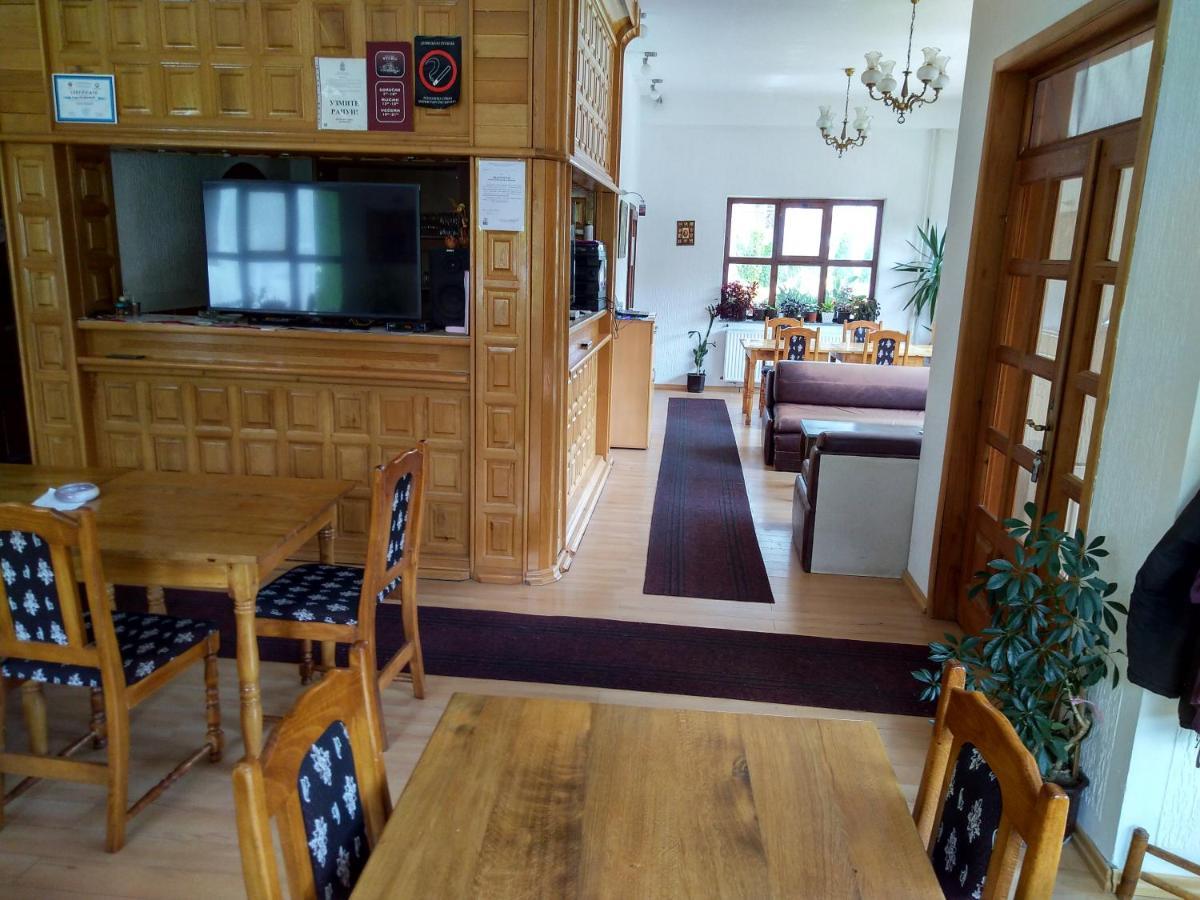Apartments And Rooms Vicko Brzeće Eksteriør billede