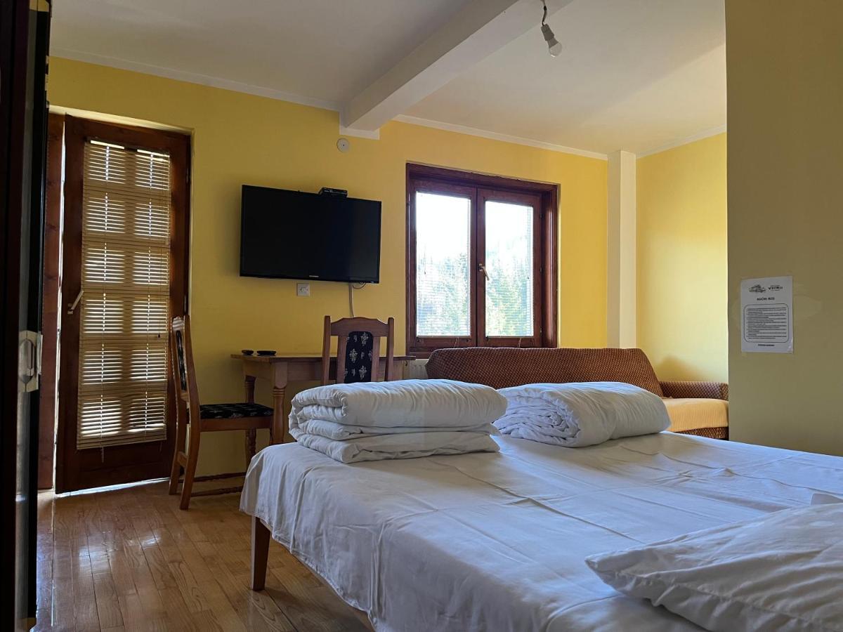 Apartments And Rooms Vicko Brzeće Eksteriør billede
