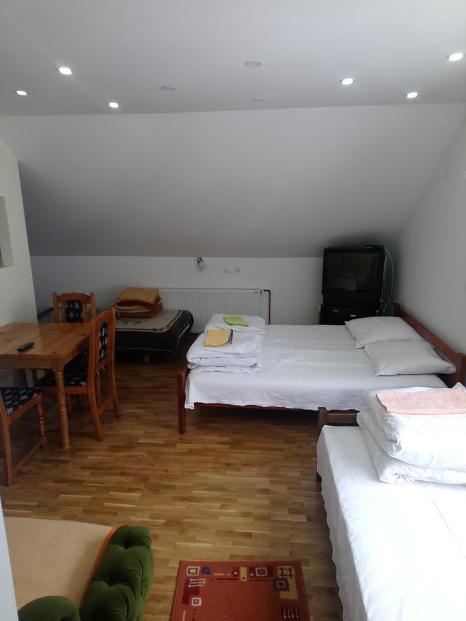 Apartments And Rooms Vicko Brzeće Eksteriør billede