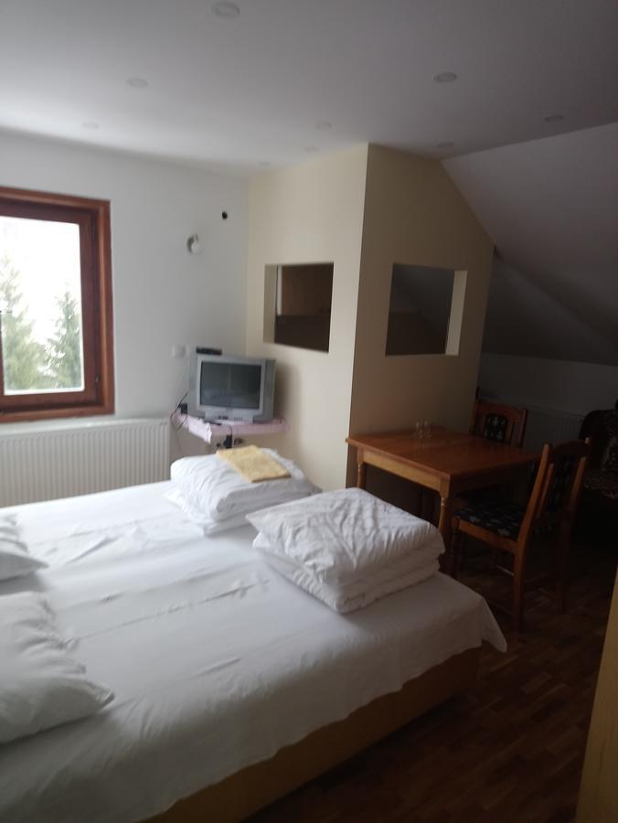 Apartments And Rooms Vicko Brzeće Eksteriør billede